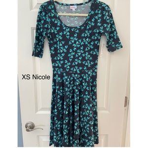 XS LuLaRoe Nicole Swing Dress